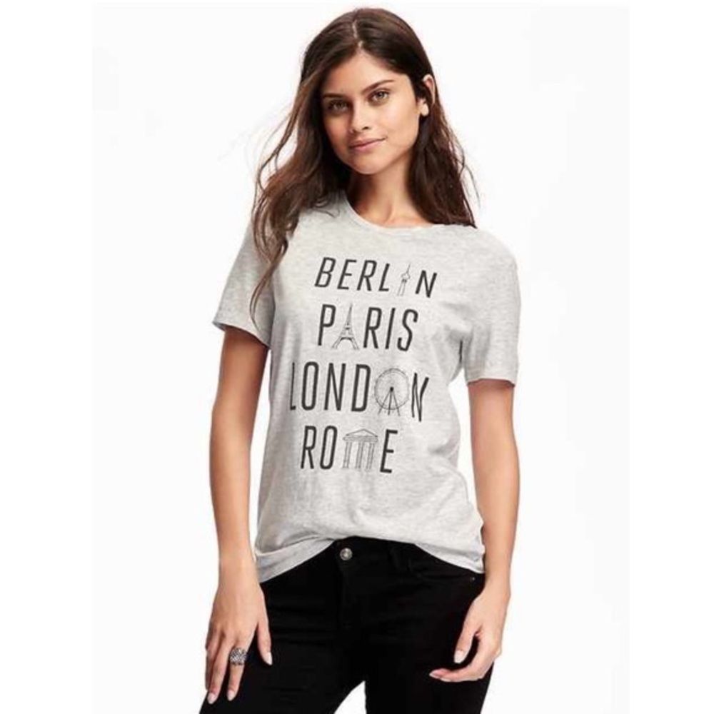 Old Navy Gray Tee